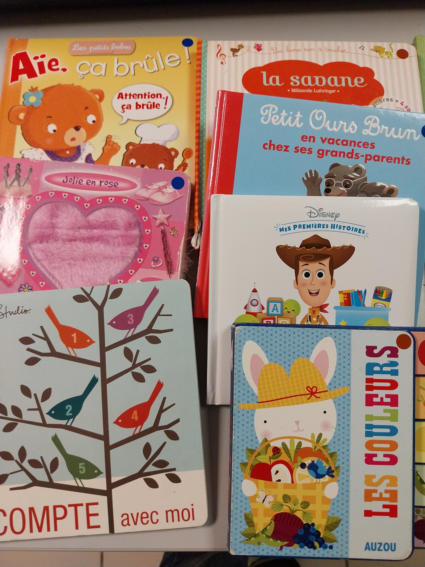 Lot de 100 livres d'occasion 0-3 ans en BE/TBE (Copie)