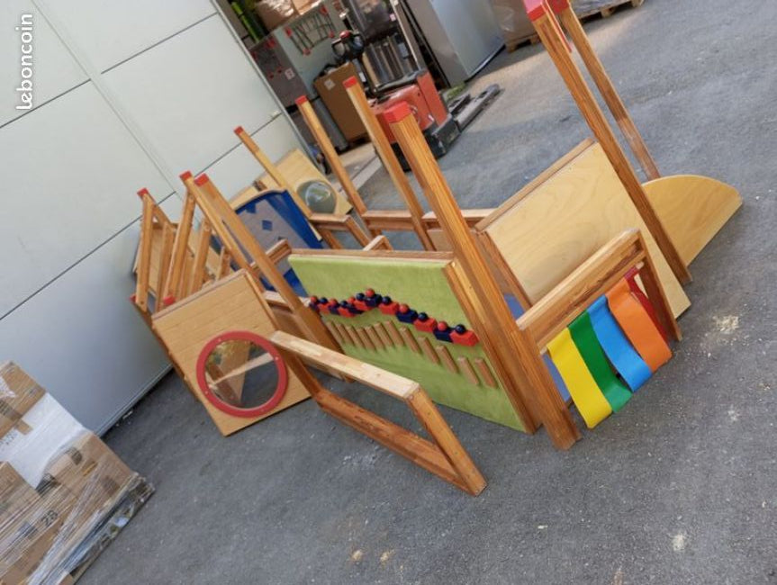 Pro - Structure motricité intérieure crèche Haba -  - Divers